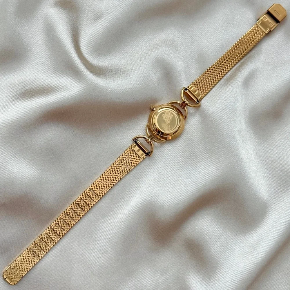 AUTHENTIC VINTAGE GUCCI MOTHER-OF-PEARL GOLD WATCH